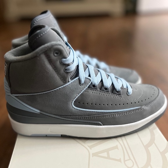 Air Jordan 2 Retro Womens Sz 7 - Picture 4 of 8